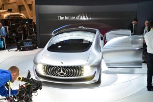 mercedes senza conducente
