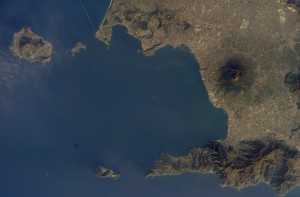 golfo di napoli vista dal satellite golfo di napoli vista dal satellite