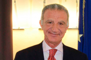 vincenzo-petrone vincenzo-petrone