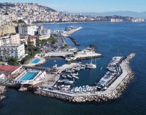 Navigare 2021: molo Luise e circolo posillipo. Navigare 2021: molo Luise e circolo posillipo.
