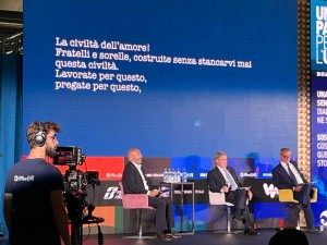 agostinelli-al-meeting-di-rimini agostinelli-al-meeting-di-rimini