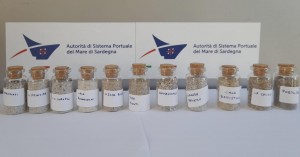 inf-nav-barattoli-sabbia-ok