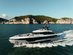 azimut-grande-36m_running-3 azimut-grande-36m_running-3